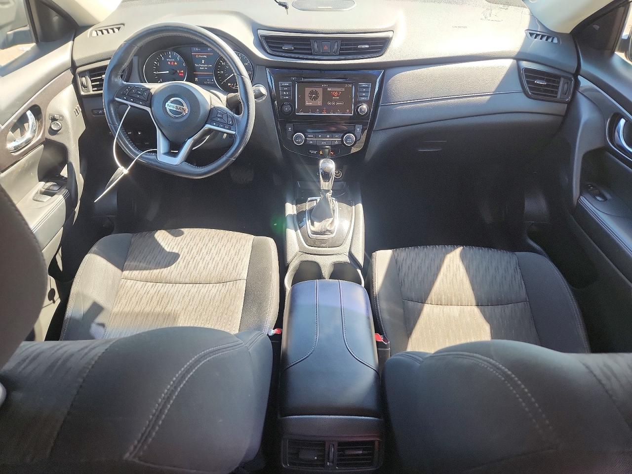 NISSAN ROGUE 2018 — 9