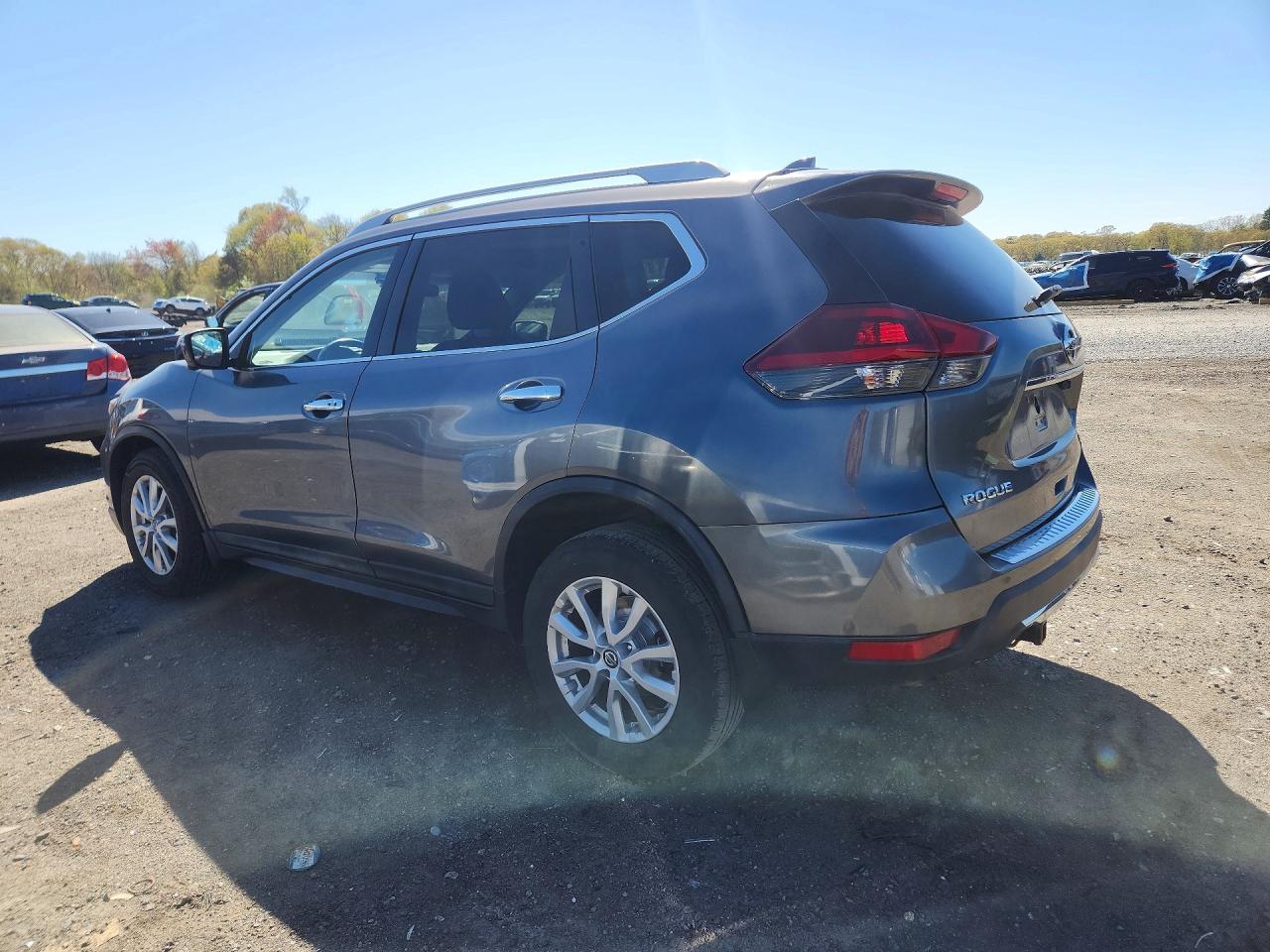 NISSAN ROGUE 2018 — 3