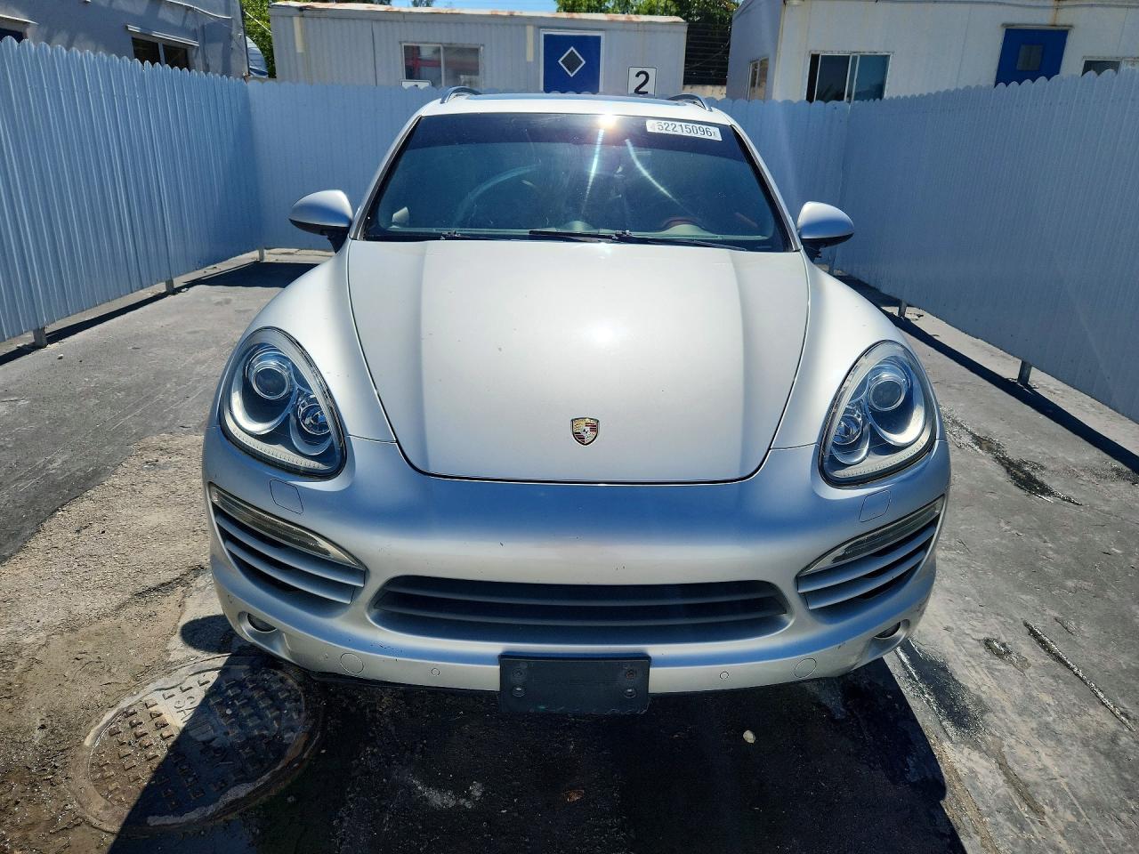 PORSCHE CAYENNE 2013 — 6