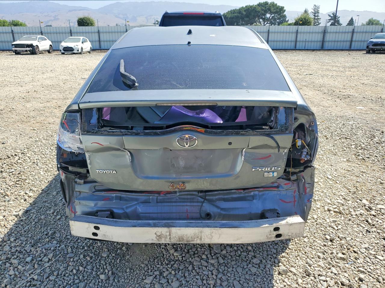 TOYOTA PRIUS 2005 — 7