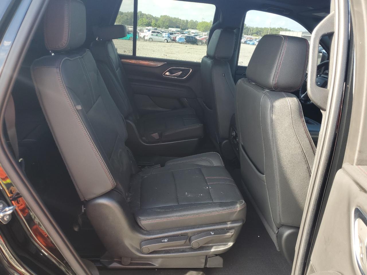 CHEVROLET TAHOE 2023 — 12