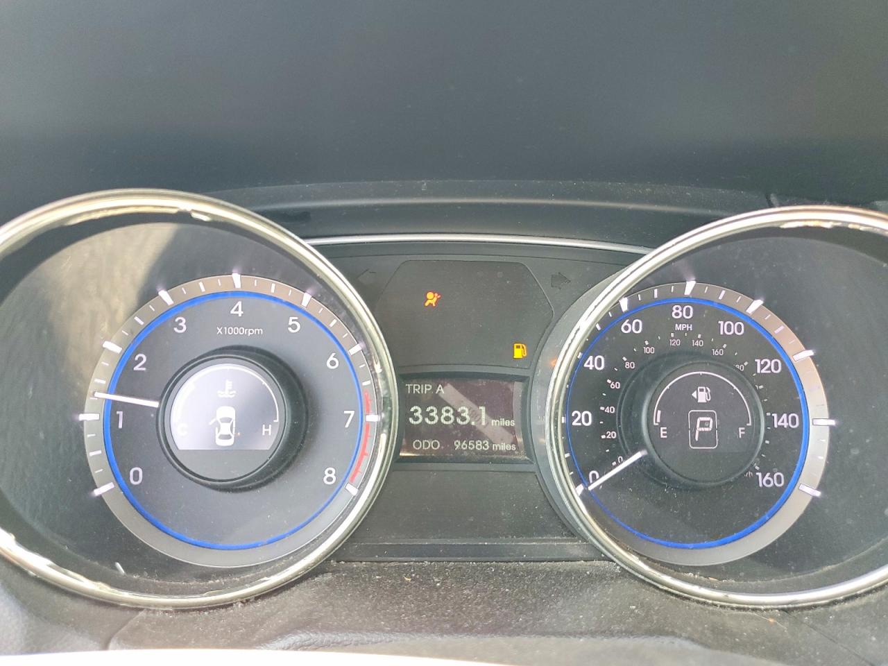HYUNDAI SONATA 2011 — 10