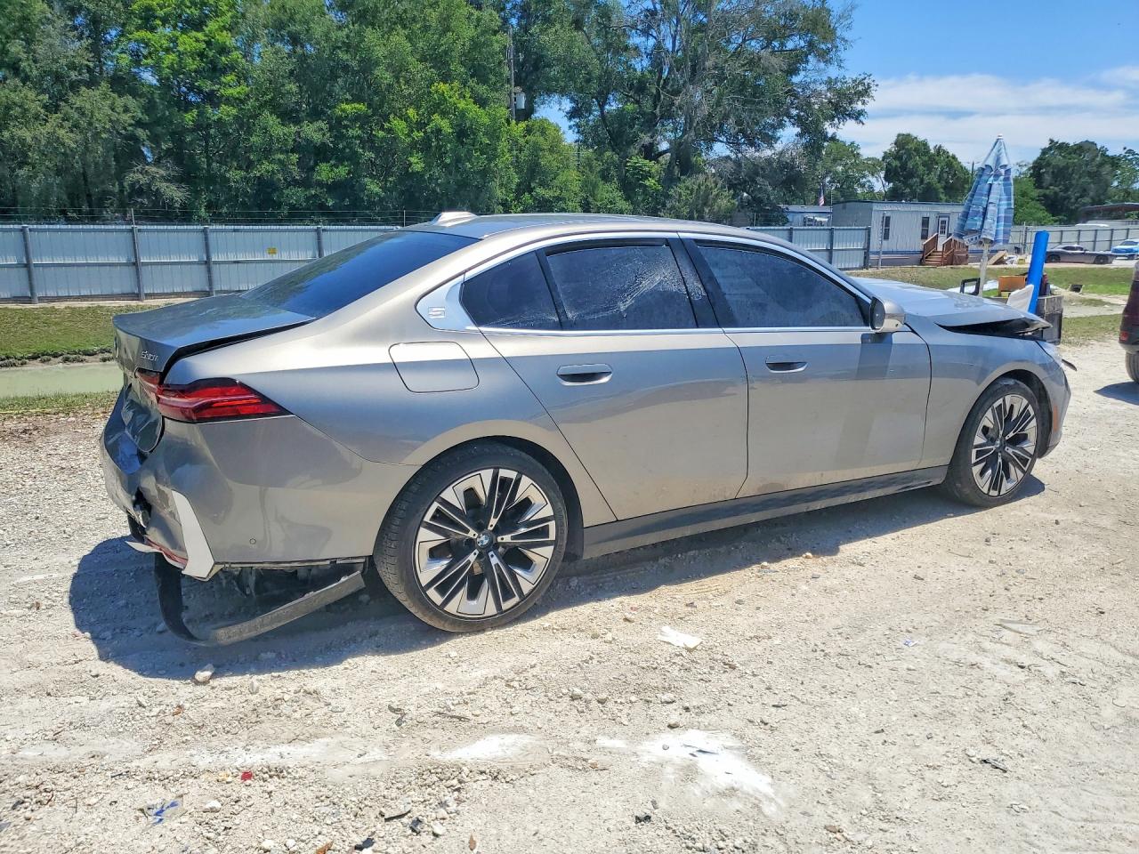BMW 530 2024 — 4