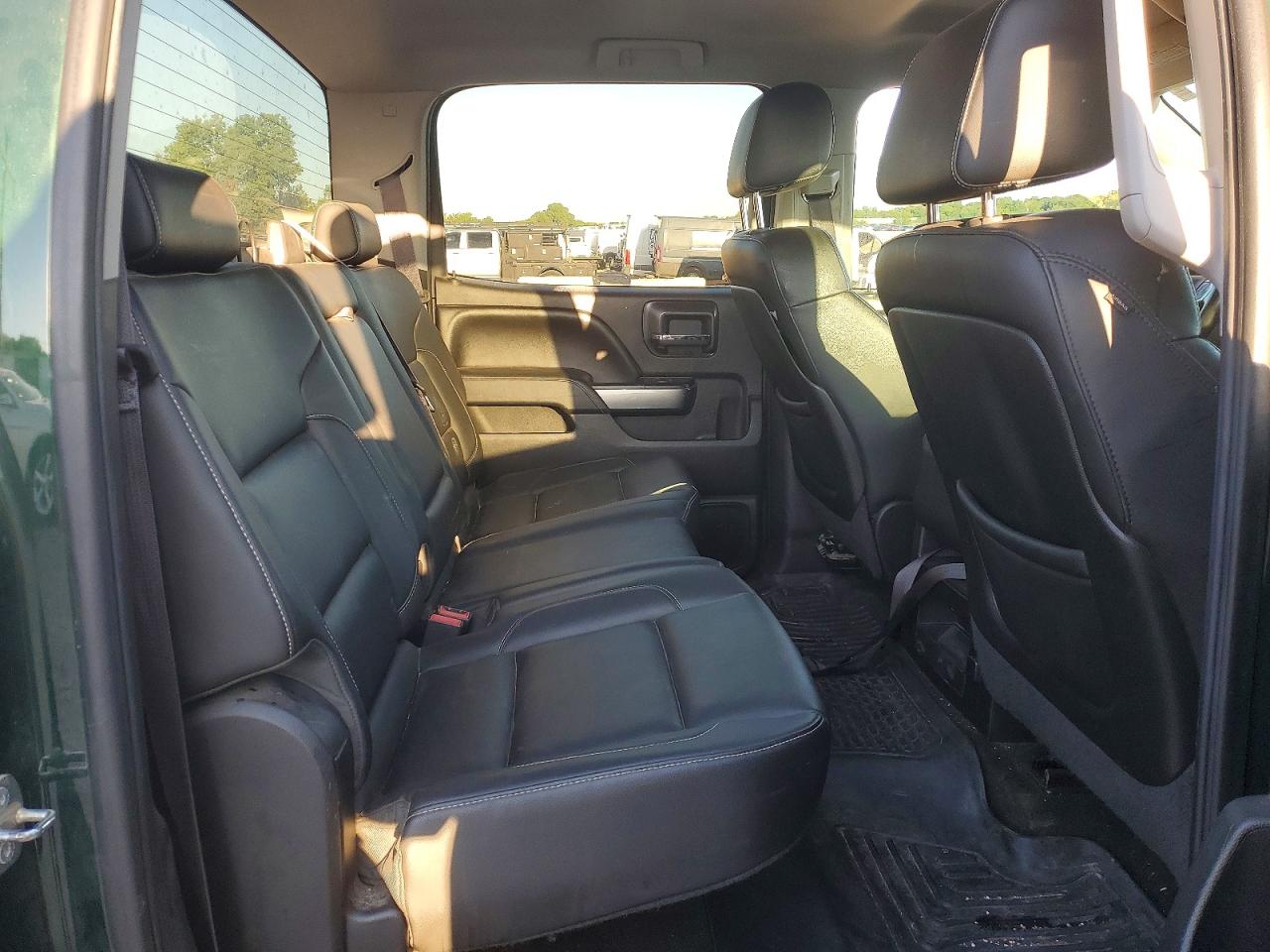 CHEVROLET SILVERADO 2015 — 11