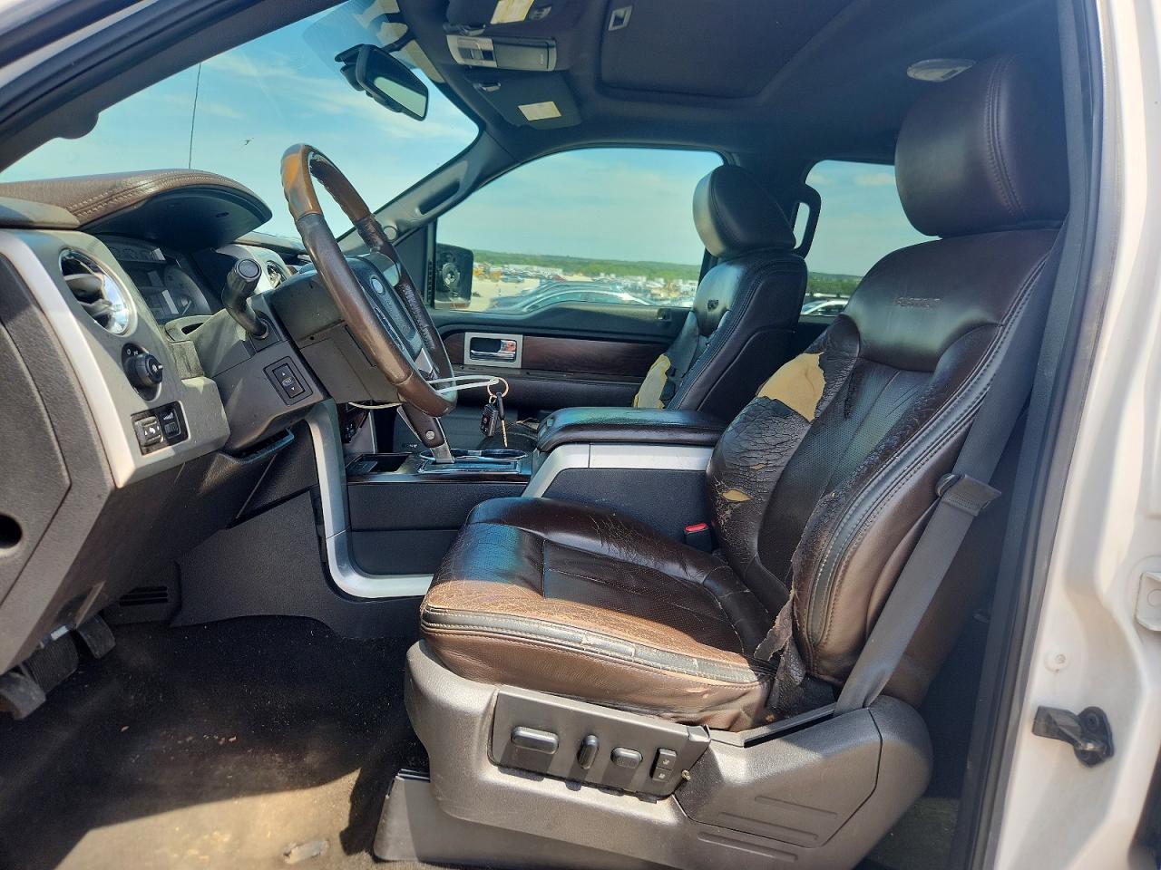 FORD F150 2010 — 8