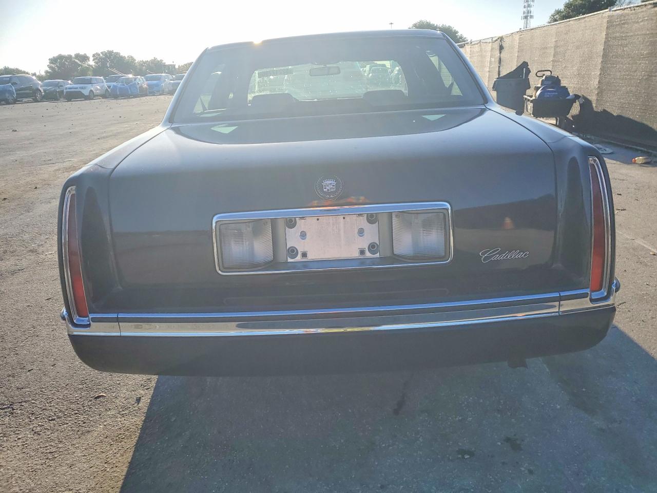 CADILLAC DEVILLE 1994 — 7