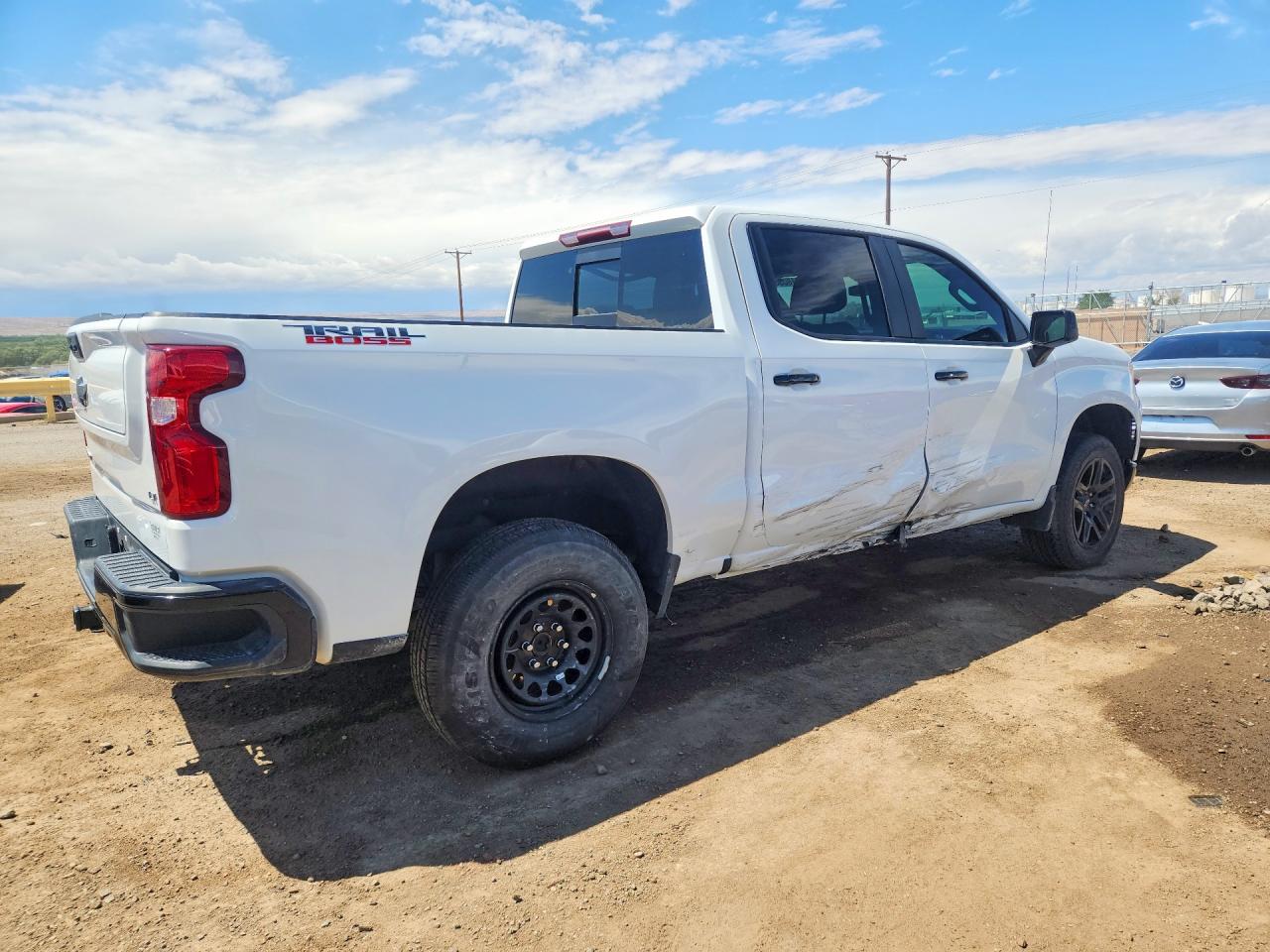 CHEVROLET SILVERADO 2025 — 4