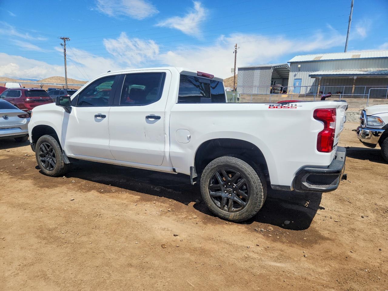 CHEVROLET SILVERADO 2025 — 3