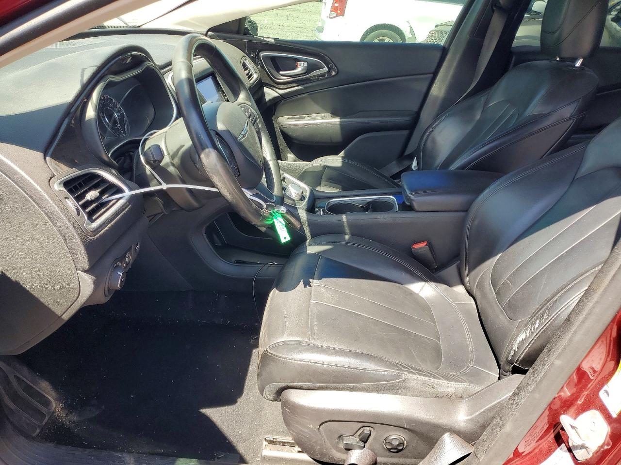 CHRYSLER 200 2015 — 8