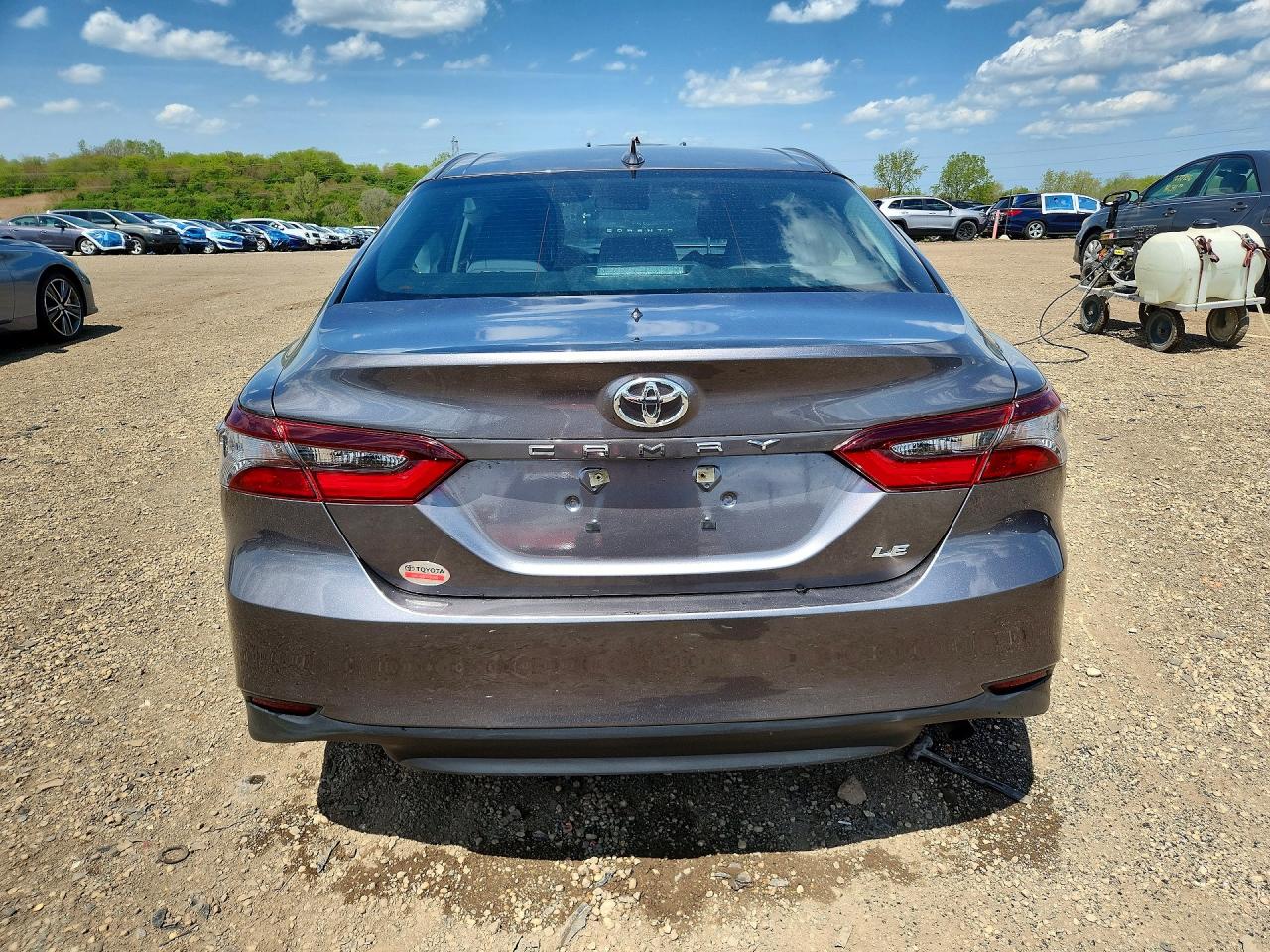 TOYOTA CAMRY 2023 — 7