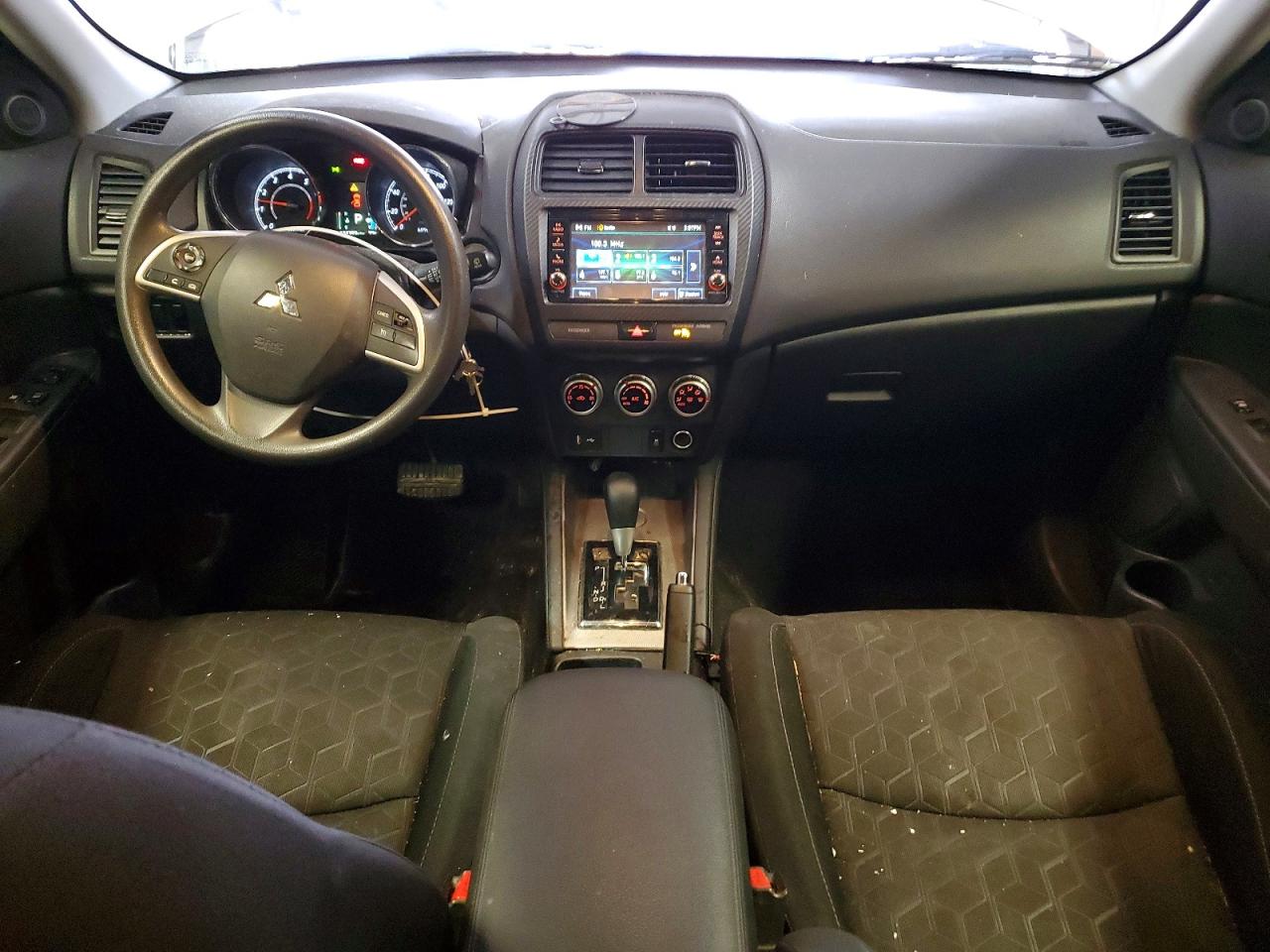 MITSUBISHI OUTLANDER SPORT 2020 — 9