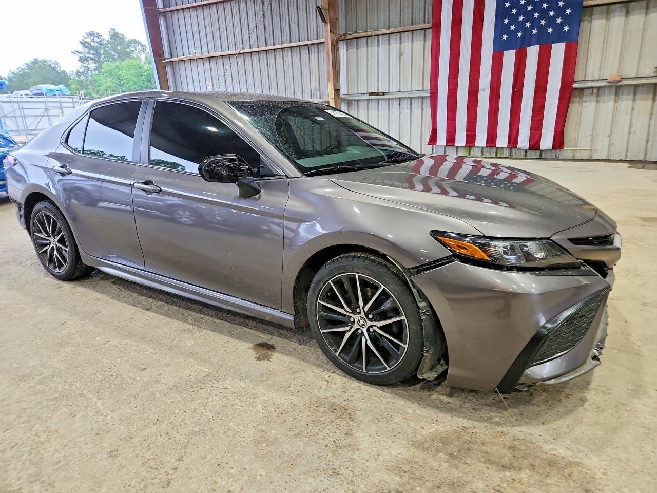 TOYOTA CAMRY 2021 — 5