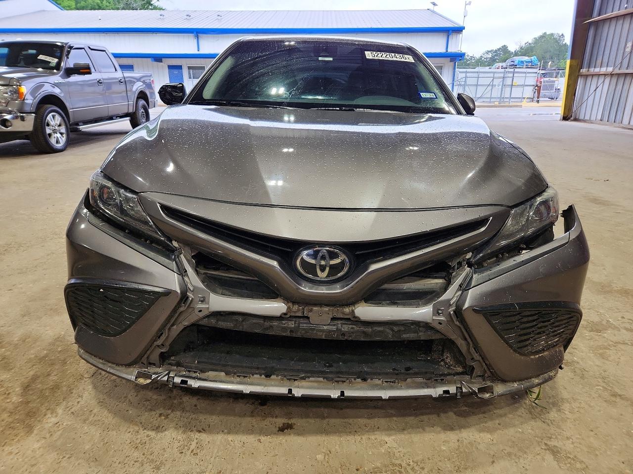 TOYOTA CAMRY 2021 — 6