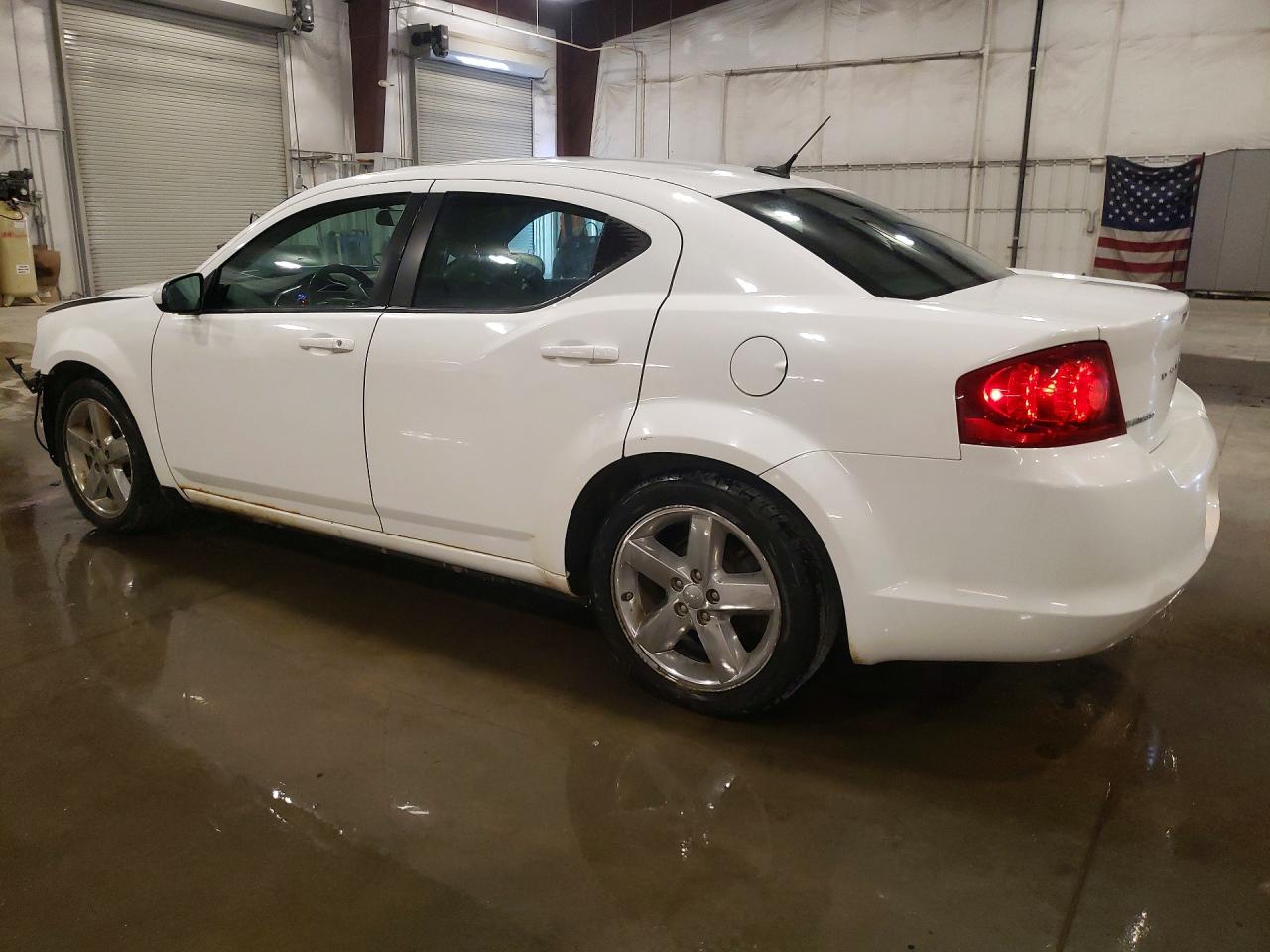 DODGE AVENGER 2014 — 3