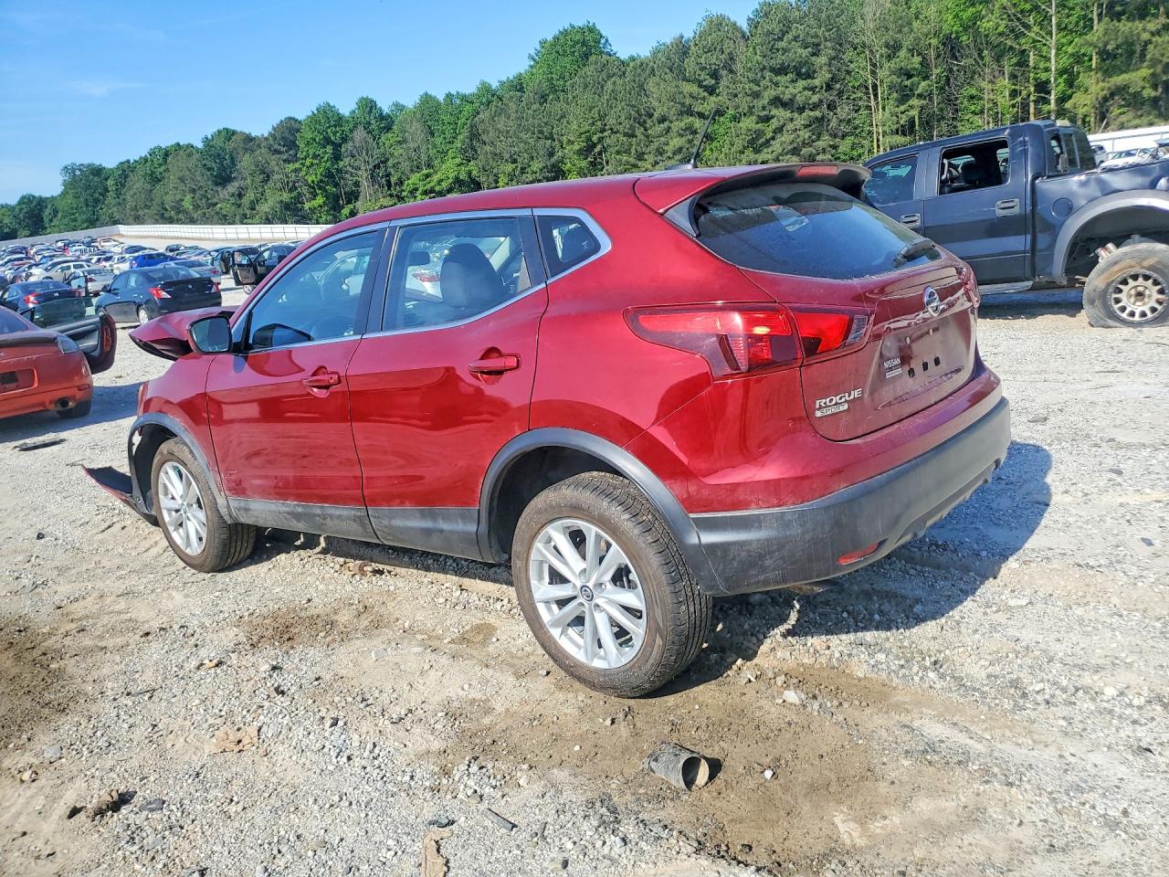 NISSAN ROGUE SPORT 2019 — 3