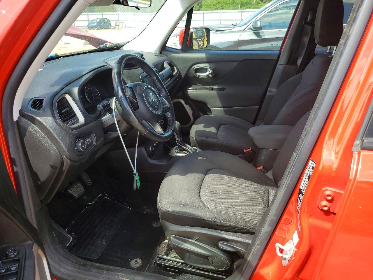 JEEP RENEGADE 2016 — 8