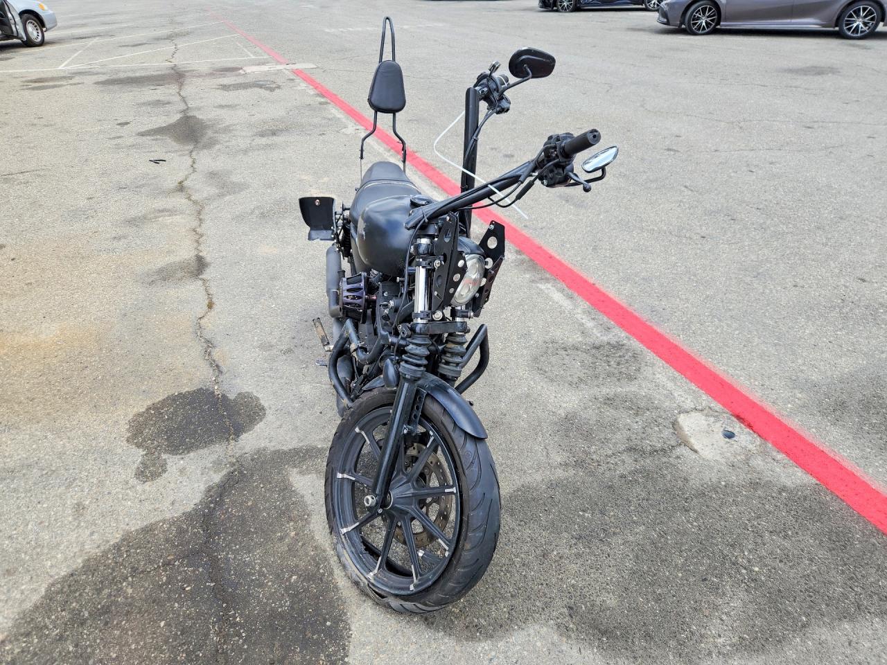HARLEY-DAVIDSON XL883 2022 — 3