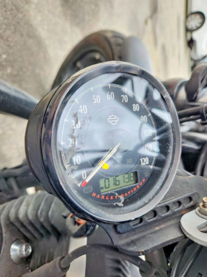 HARLEY-DAVIDSON XL883 2022 — 8