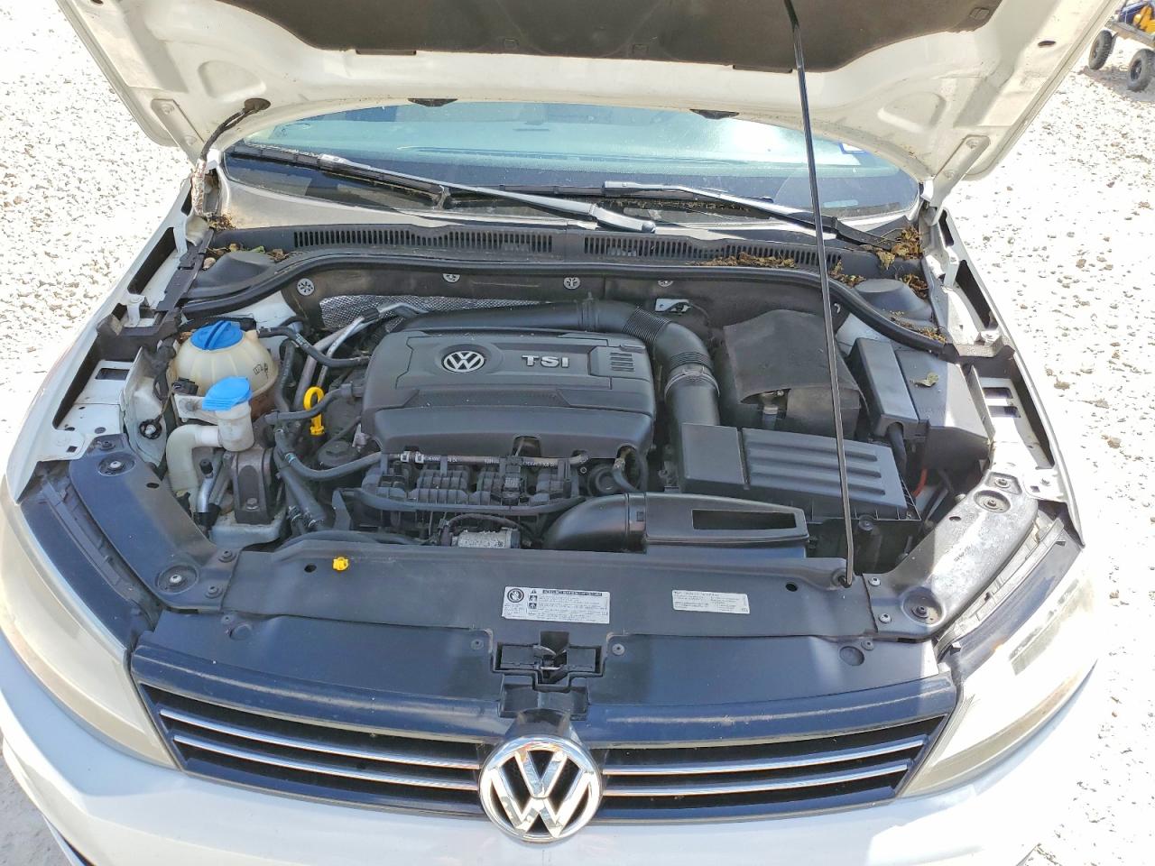 VOLKSWAGEN JETTA 2014 — 12