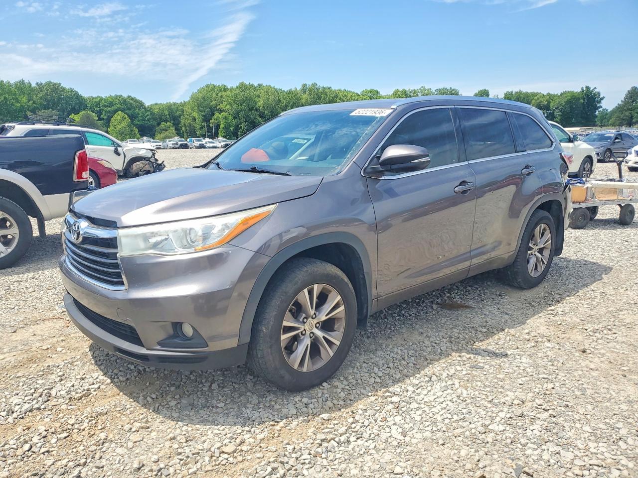 TOYOTA HIGHLANDER 2015 — 2