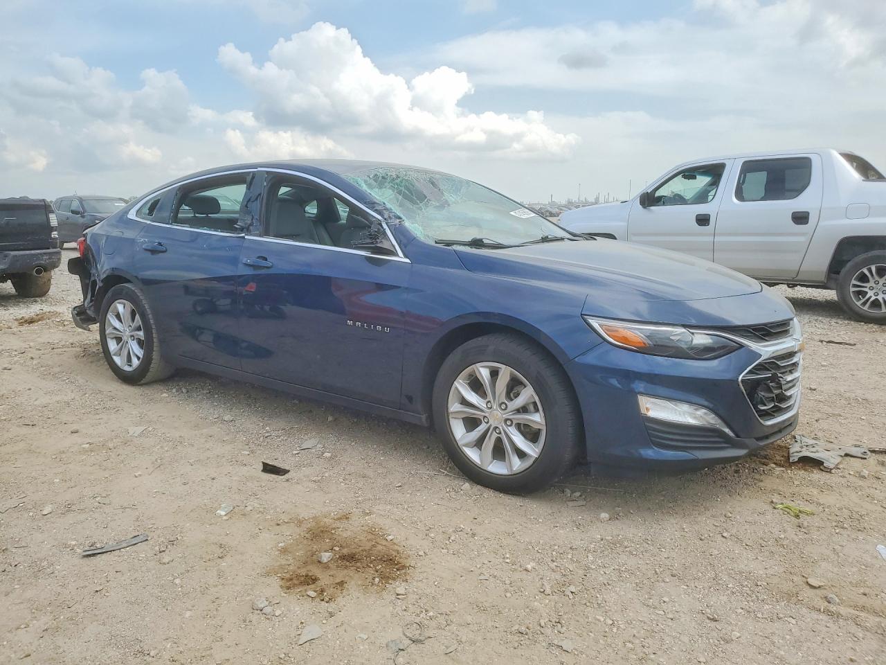 CHEVROLET MALIBU 2022 — 5