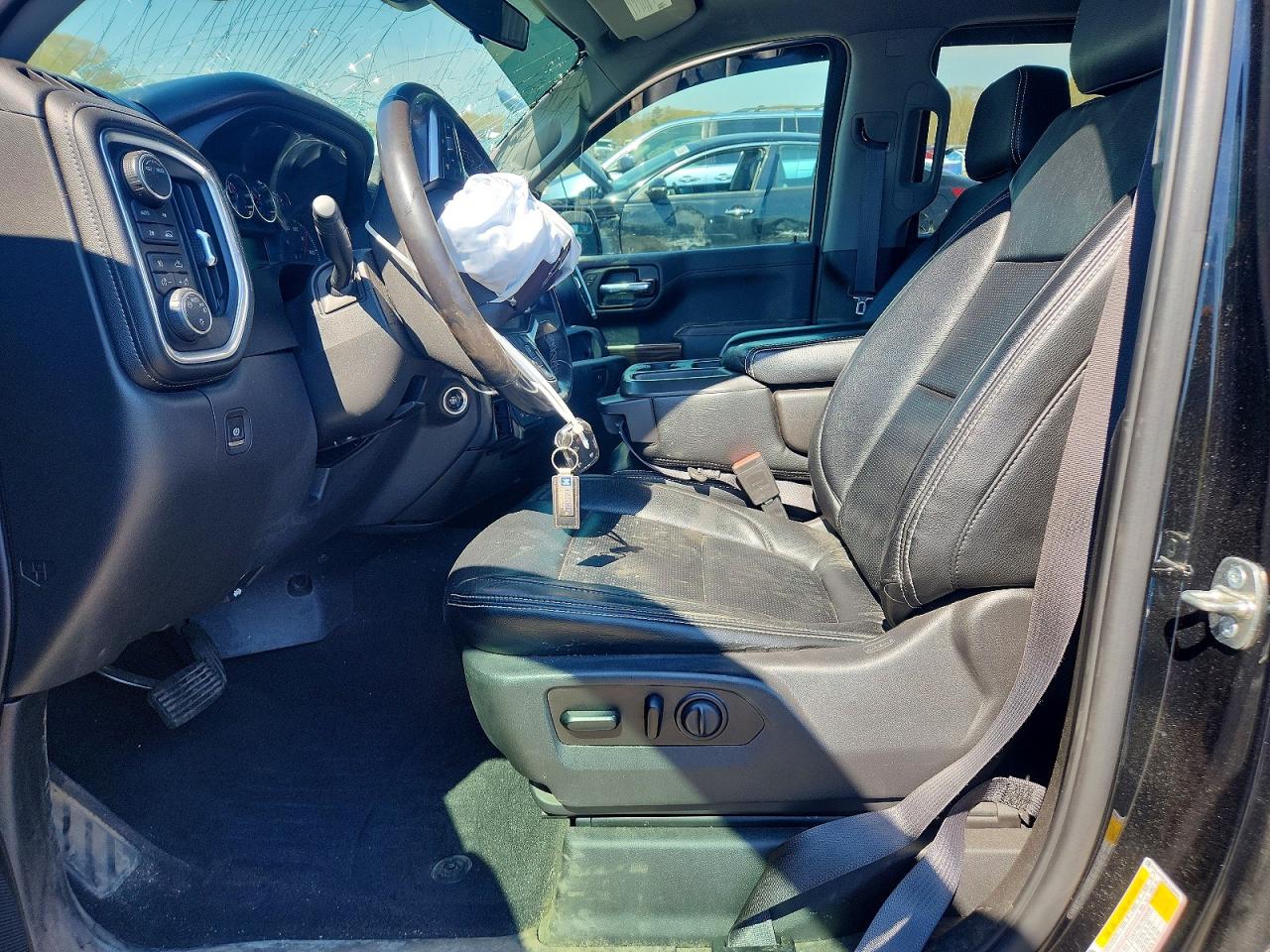 CHEVROLET SILVERADO 2020 — 8