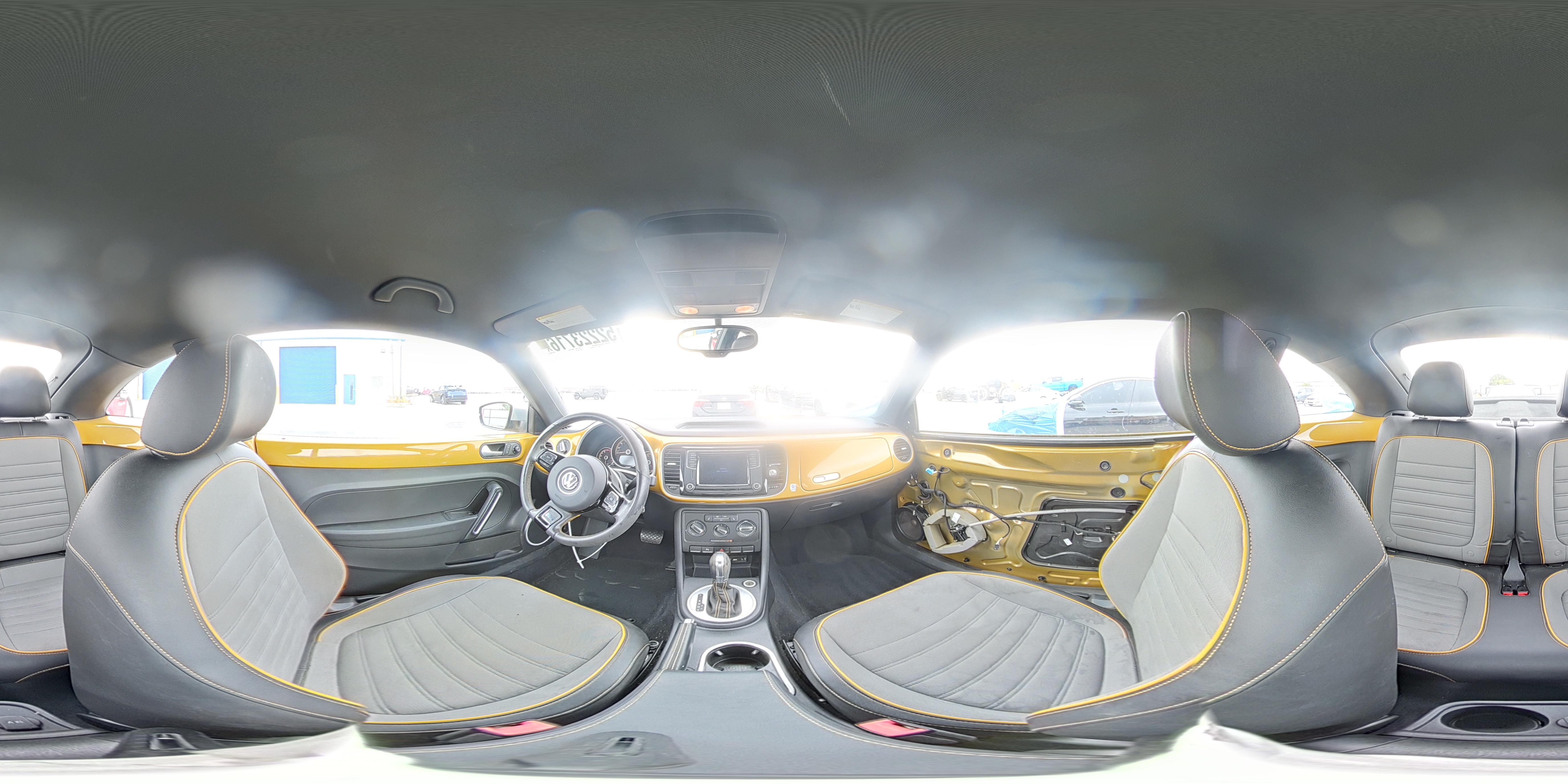VOLKSWAGEN BEETLE 2016 — 15