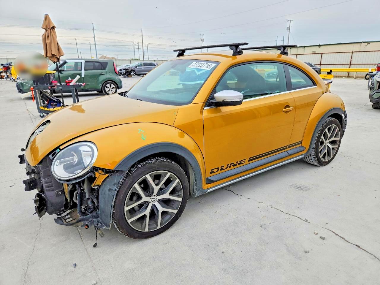 VOLKSWAGEN BEETLE 2016 — 2