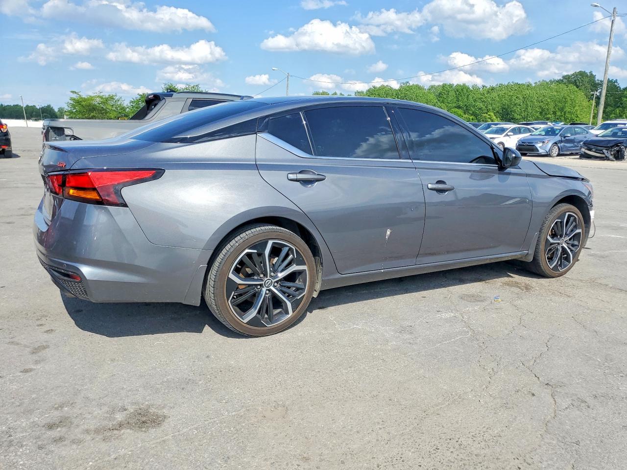 NISSAN ALTIMA 2025 — 4