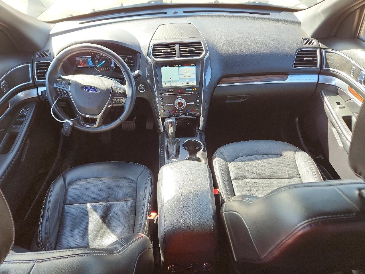 FORD EXPLORER 2018 — 9