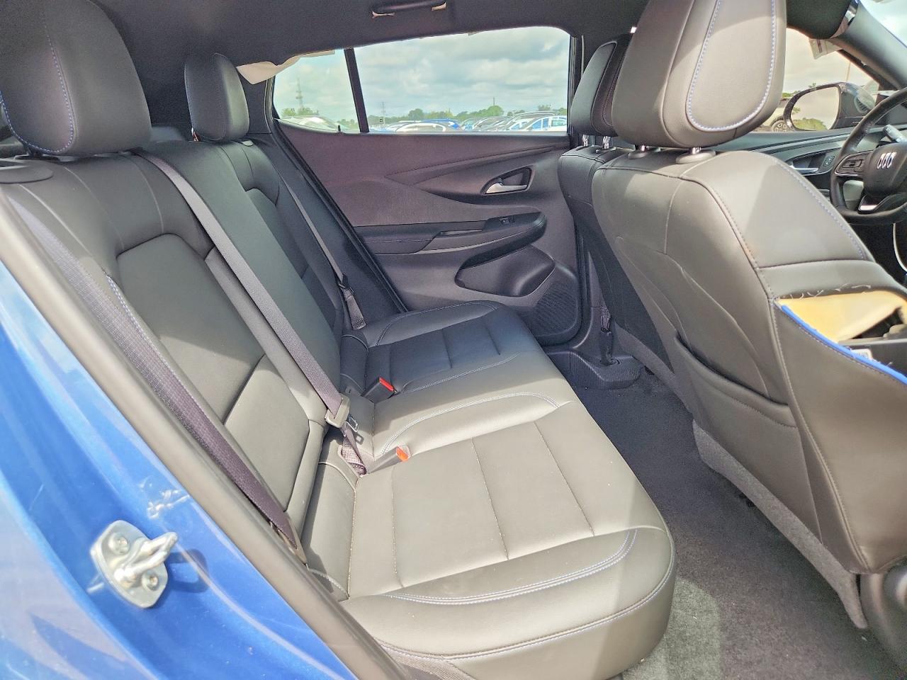 BUICK ENVISTA 2025 — 12