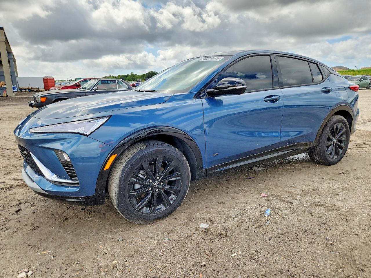 BUICK ENVISTA 2025 — 2