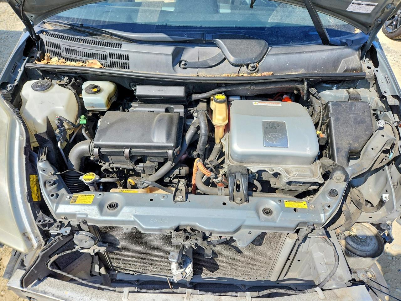 TOYOTA PRIUS 2005 — 12