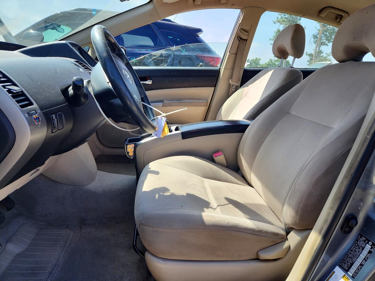 TOYOTA PRIUS 2005 — 8
