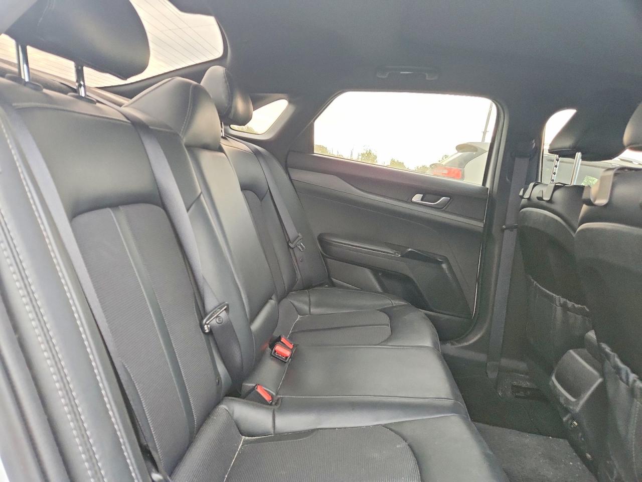 KIA K5 2023 — 11