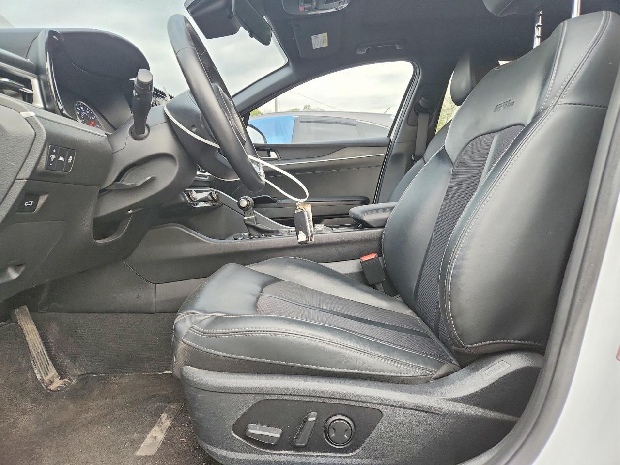 KIA K5 2023 — 8