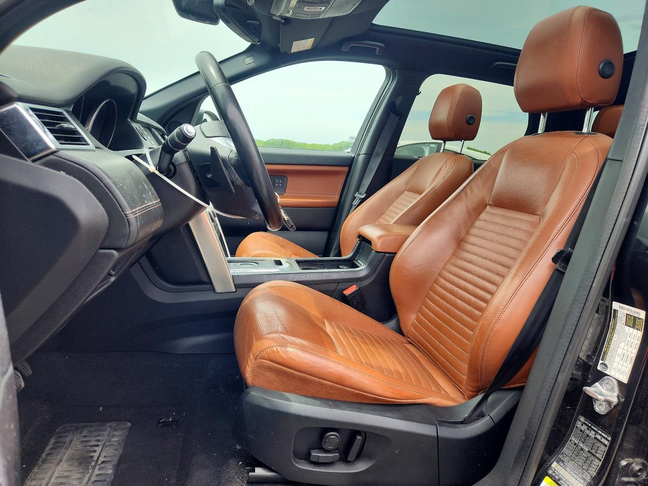 LAND ROVER DISCOVERY SPORT 2016 — 8