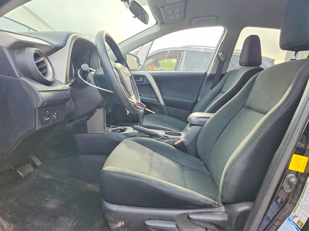 TOYOTA RAV4 2016 — 8