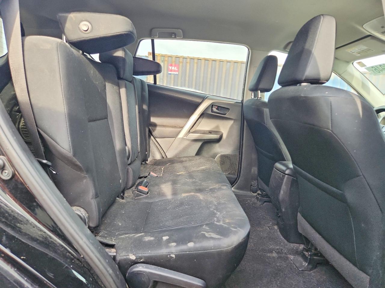 TOYOTA RAV4 2016 — 11