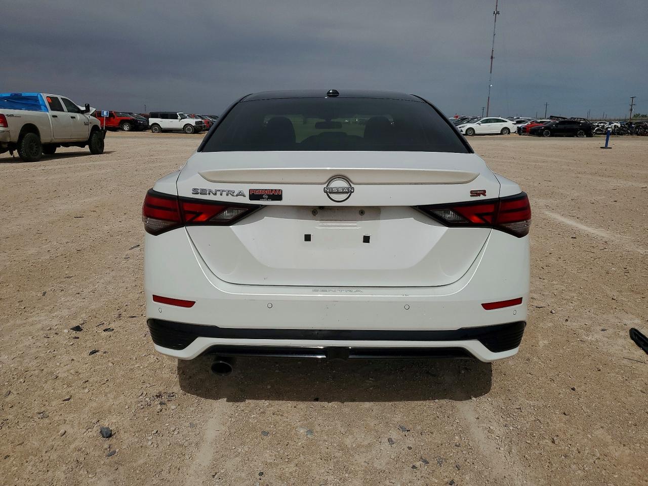 NISSAN SENTRA 2024 — 7