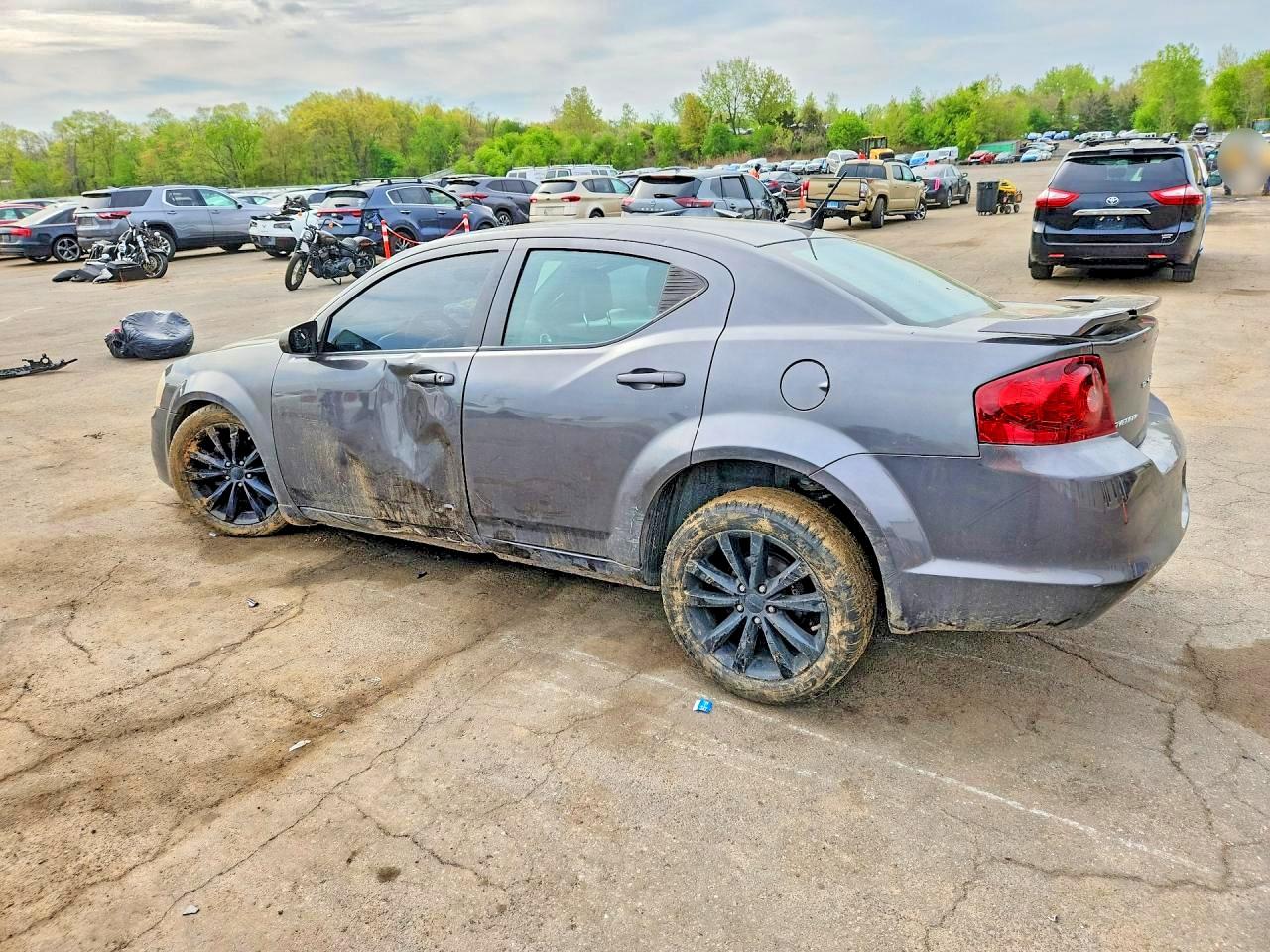 DODGE AVENGER 2014 — 3
