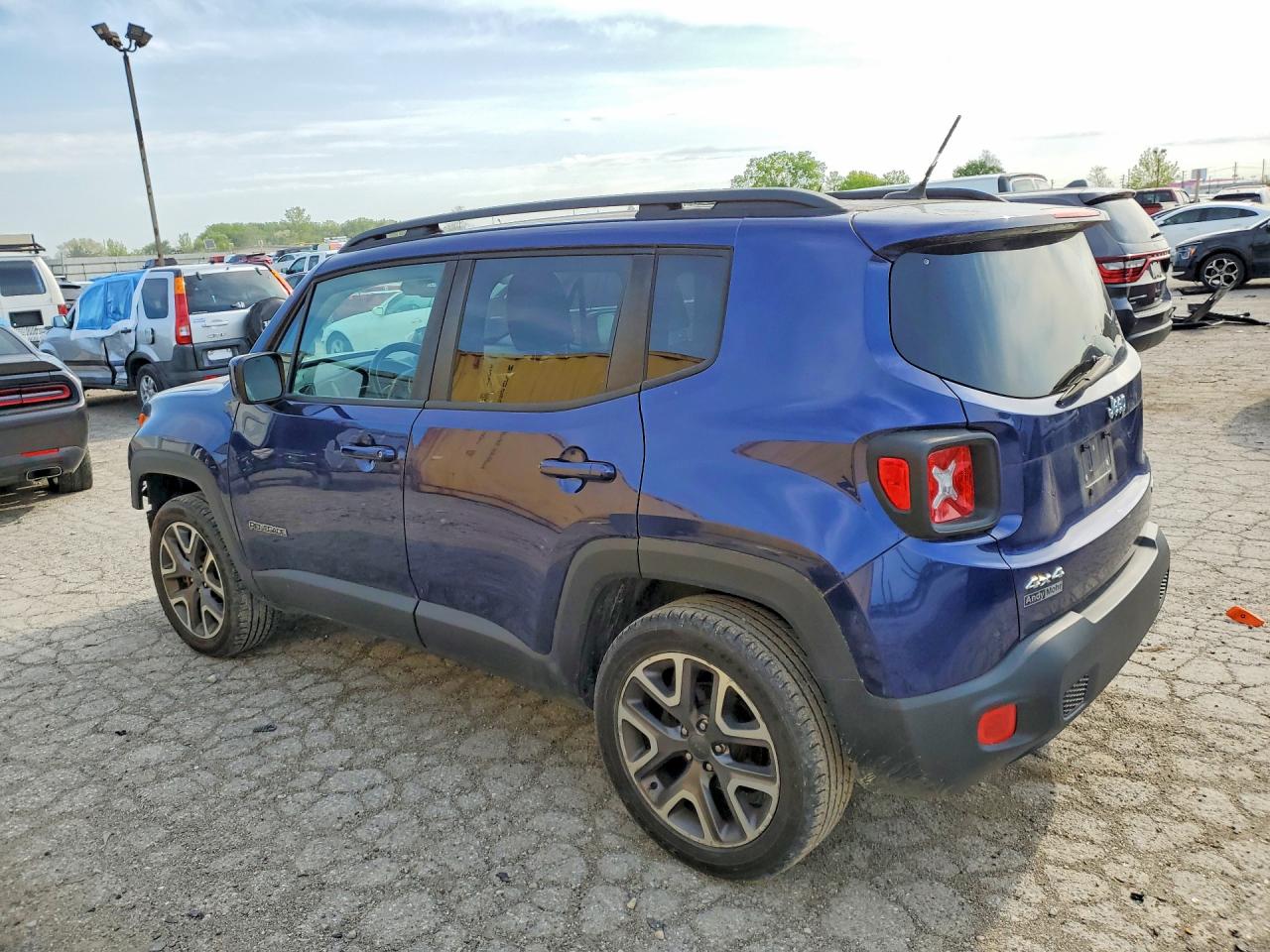 JEEP RENEGADE 2016 — 3