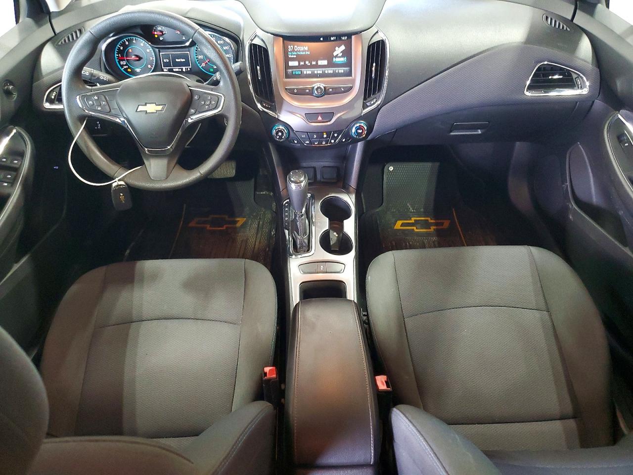 CHEVROLET CRUZE 2017 — 9