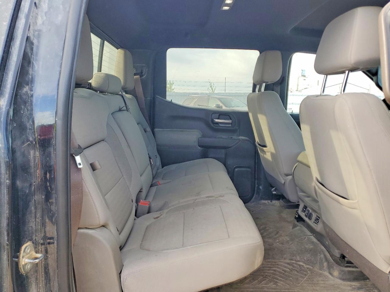 CHEVROLET SILVERADO LTD 2022 — 11