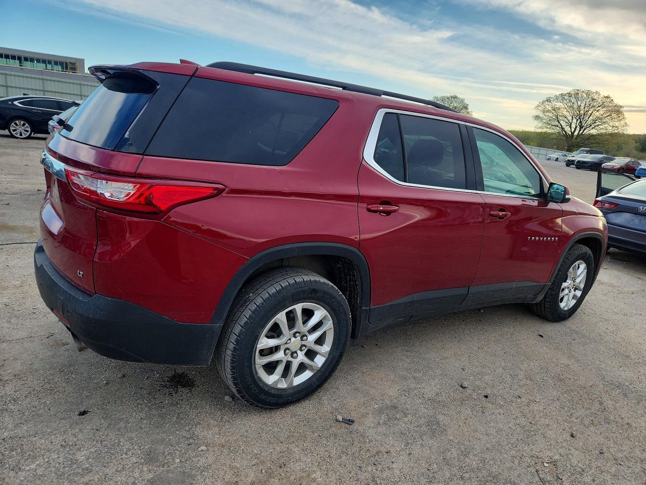 CHEVROLET TRAVERSE 2021 — 4