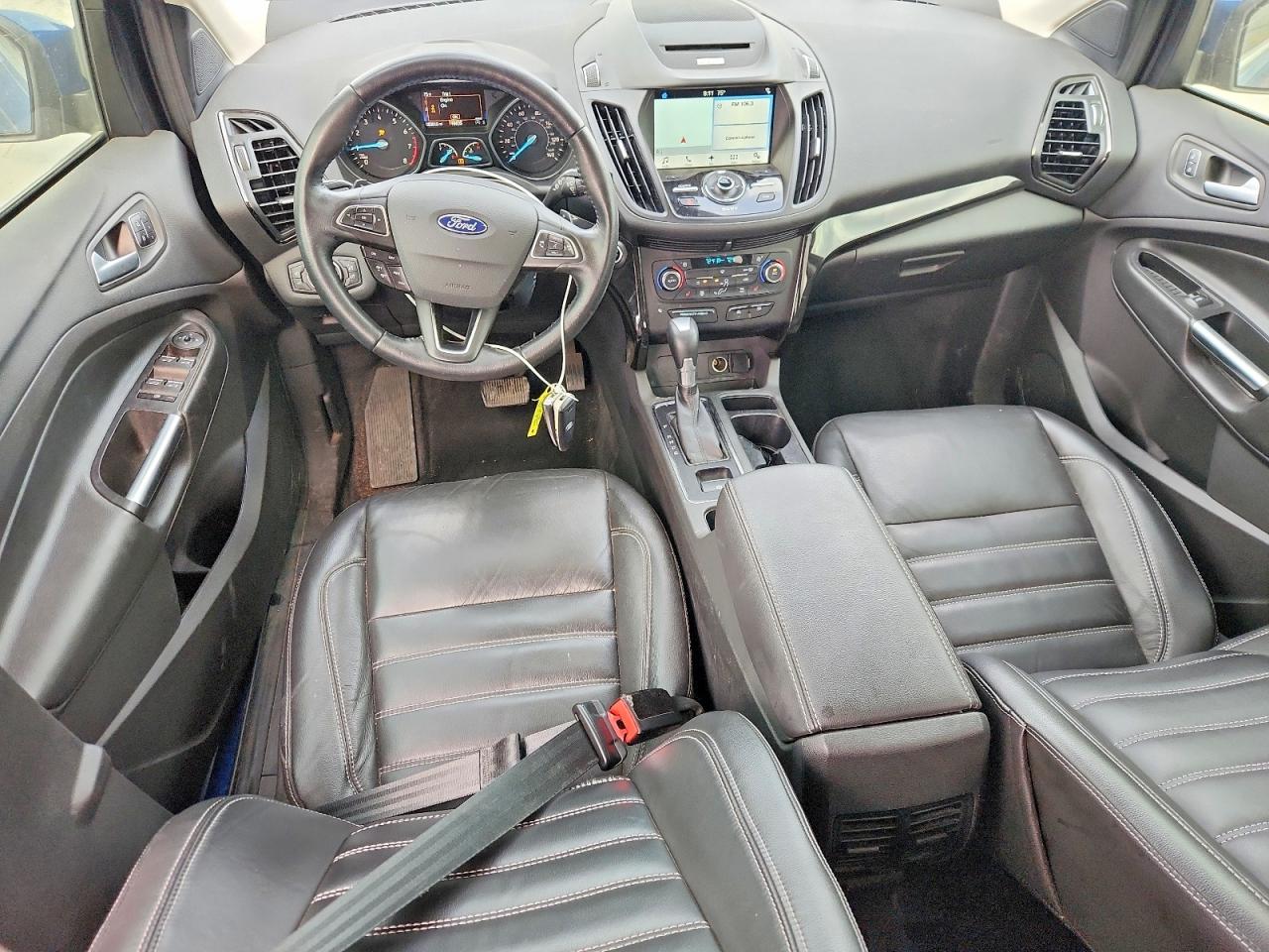 FORD ESCAPE 2017 — 9