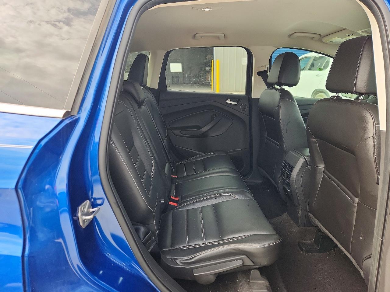 FORD ESCAPE 2017 — 12