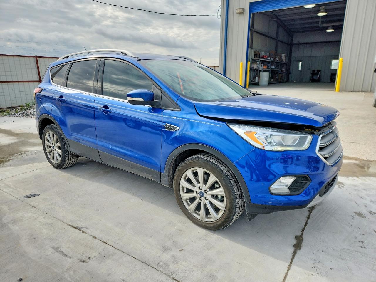 FORD ESCAPE 2017 — 5
