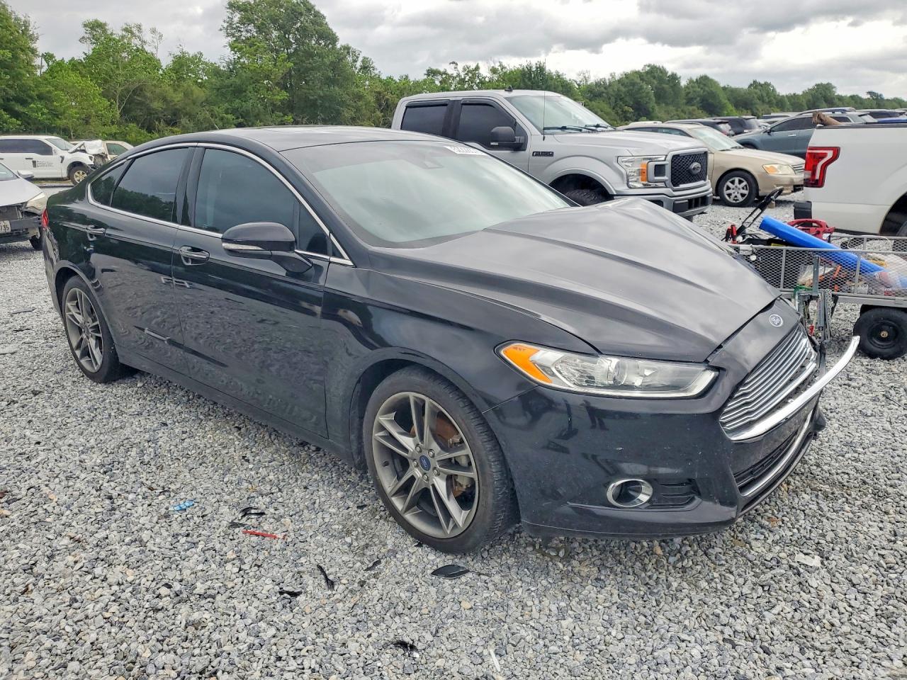 FORD FUSION 2016 — 5