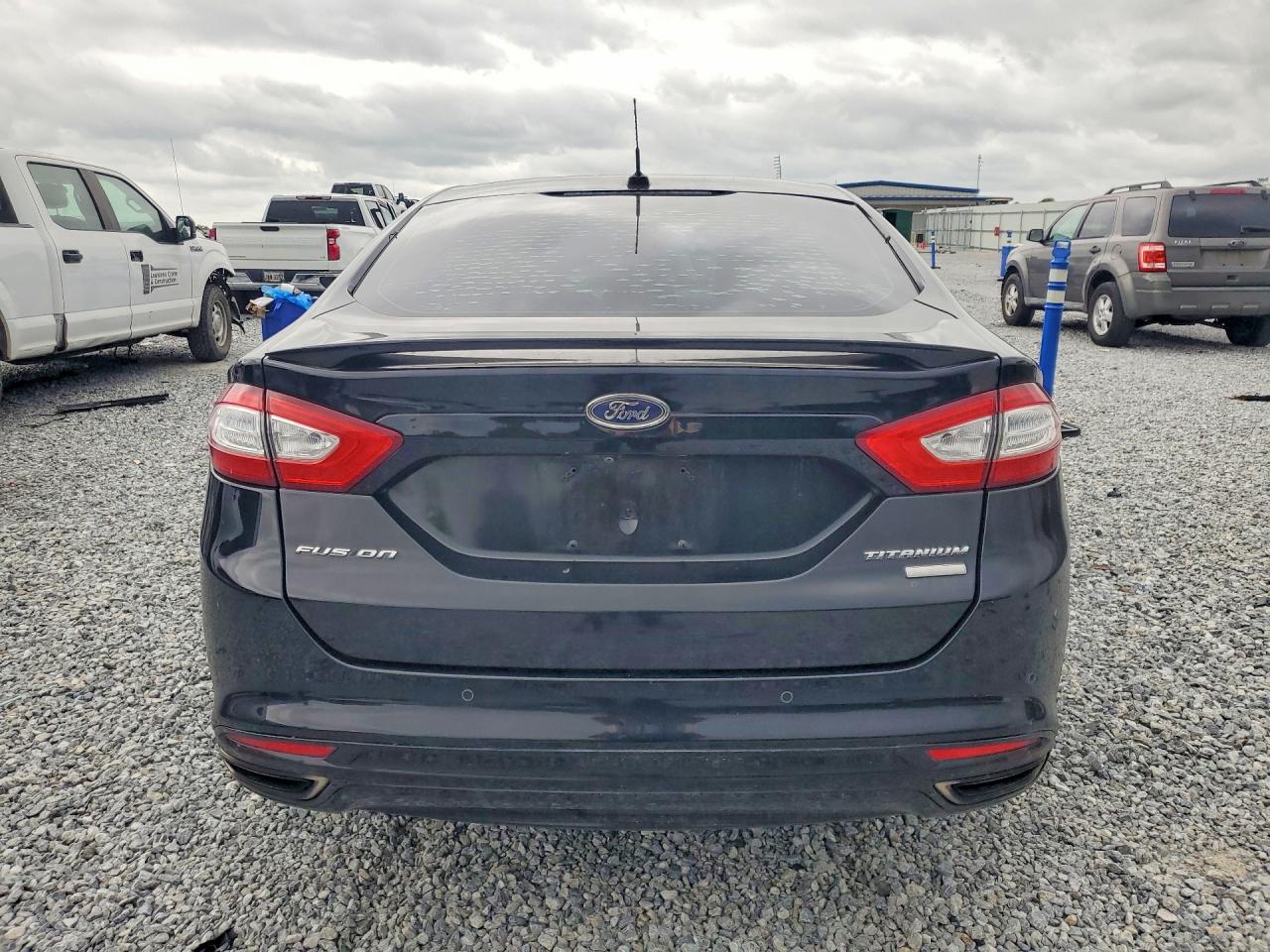 FORD FUSION 2016 — 7